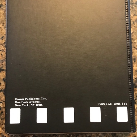 The 35mm photographer’s handbook - Picture 7 of 7